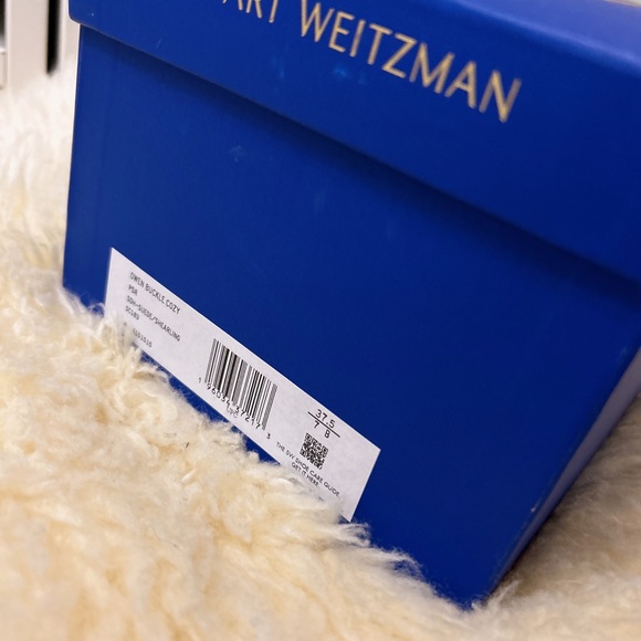 Stuart Weitzman - Picture 10 of 10